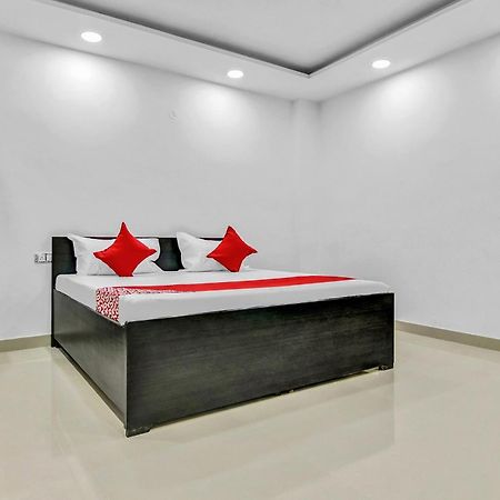 Flagship Hotel Secret Mirage Near Rithala Metro Station ニューデリー エクステリア 写真