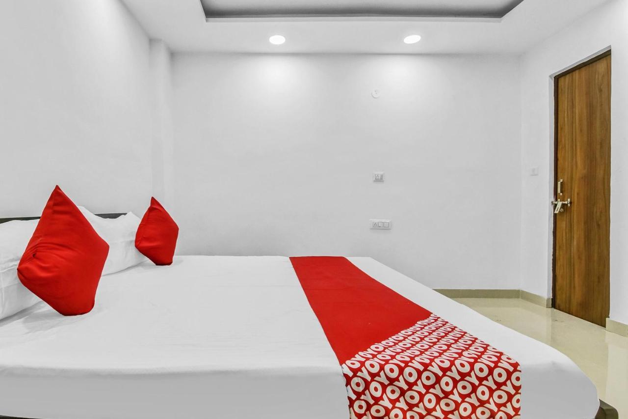 Flagship Hotel Secret Mirage Near Rithala Metro Station ニューデリー エクステリア 写真
